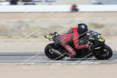 media/Jan-15-2026-Racers Edge (Thu) [[dfebeb70ab]]/2-A Group/Session 3 (Turn 15 Inside Pans)/